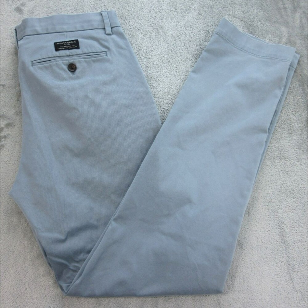 Banana Republic Chinos Pants Men's Size 32 x 30 (Actual 31 x 31) Blue Pockets